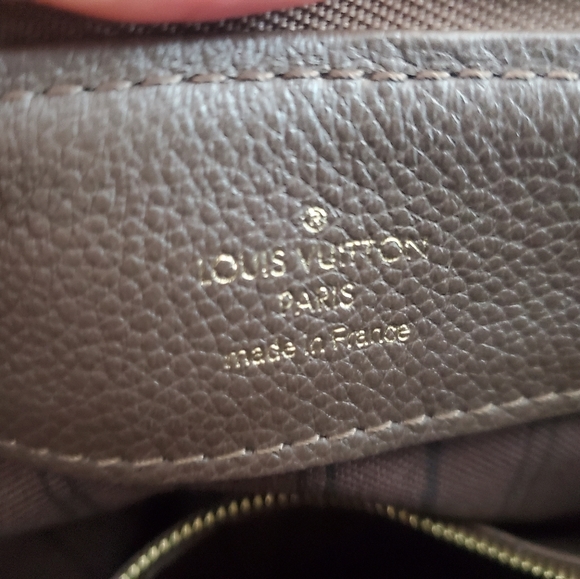 Louis Vuitton Empreinte - Picture 8 of 9